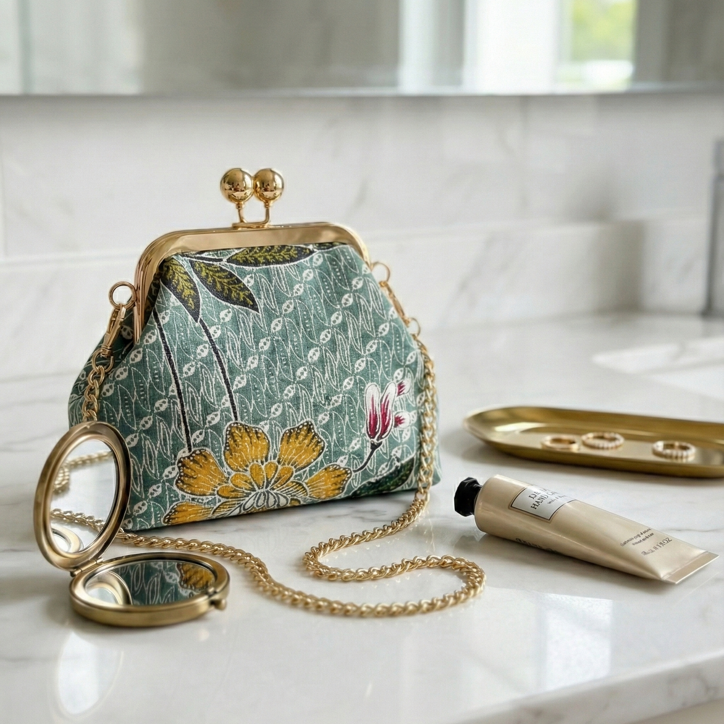 Luxe Petite: Verdant